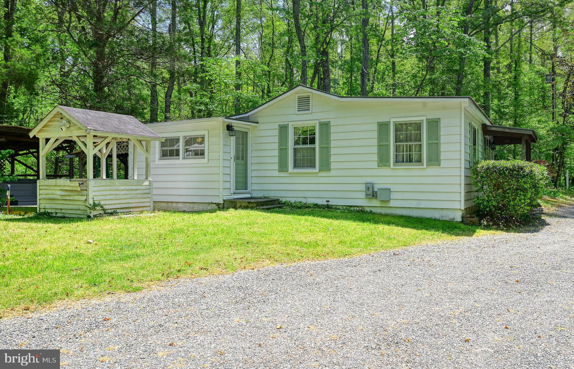 14584 CROSS COUNTY ROAD