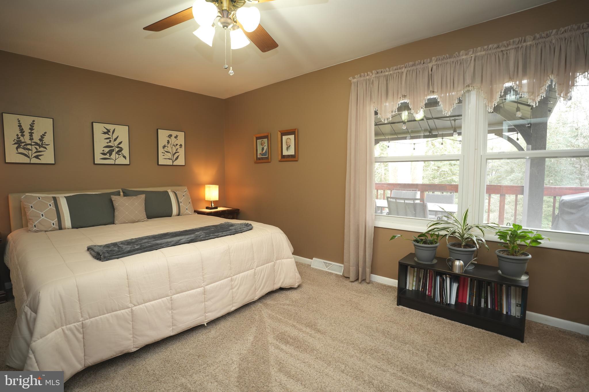 RED HILL - Residential