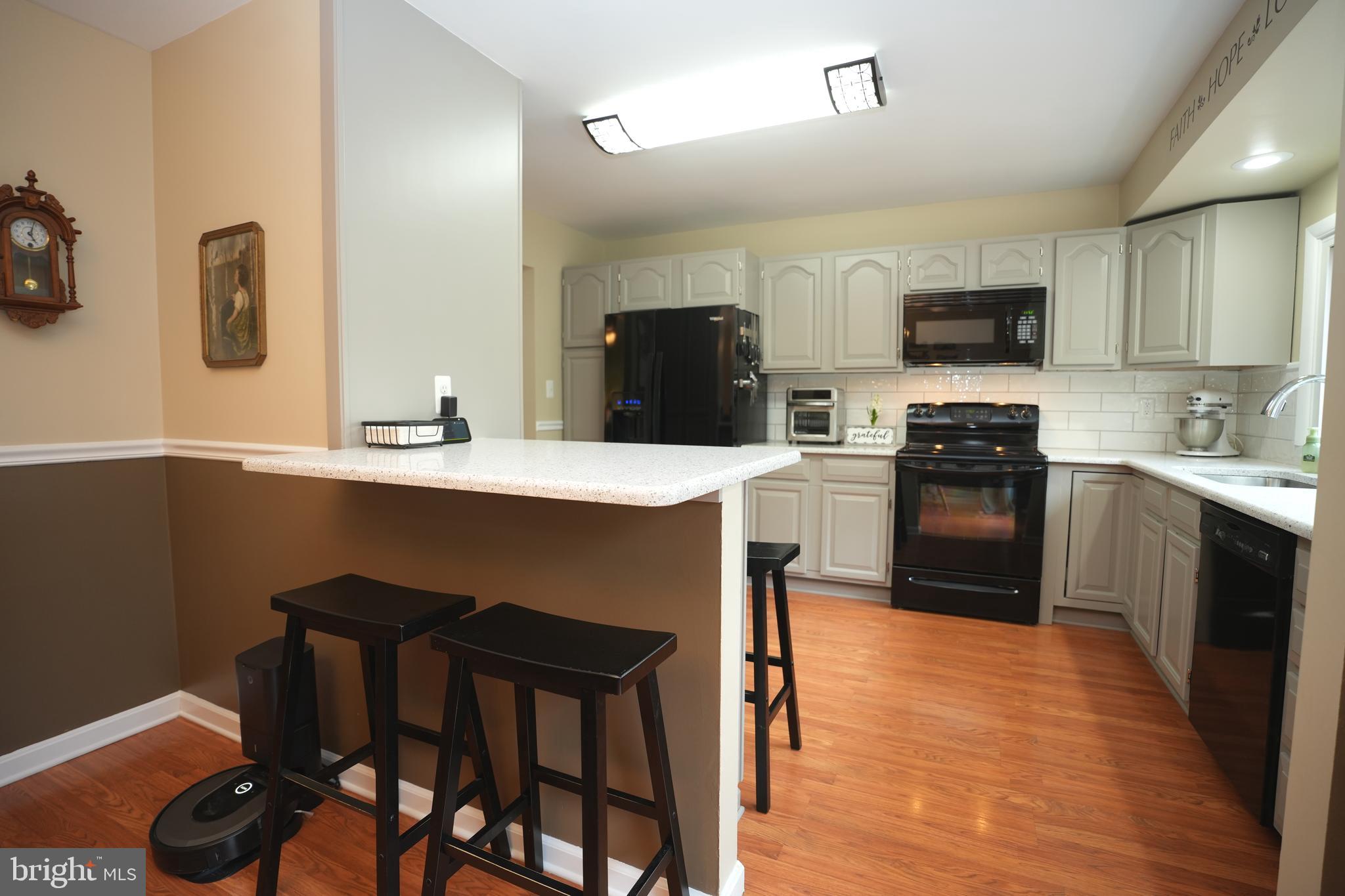 RED HILL - Residential