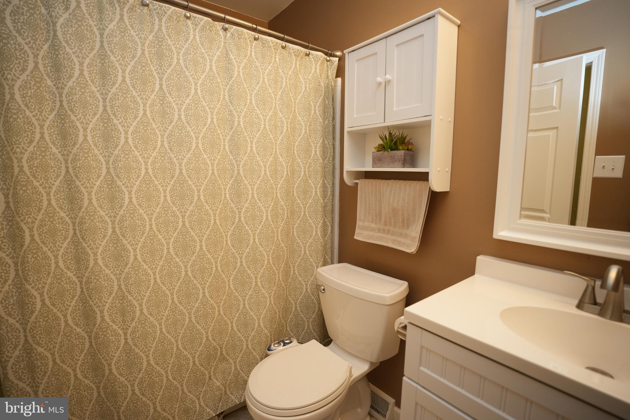 RED HILL - Residential