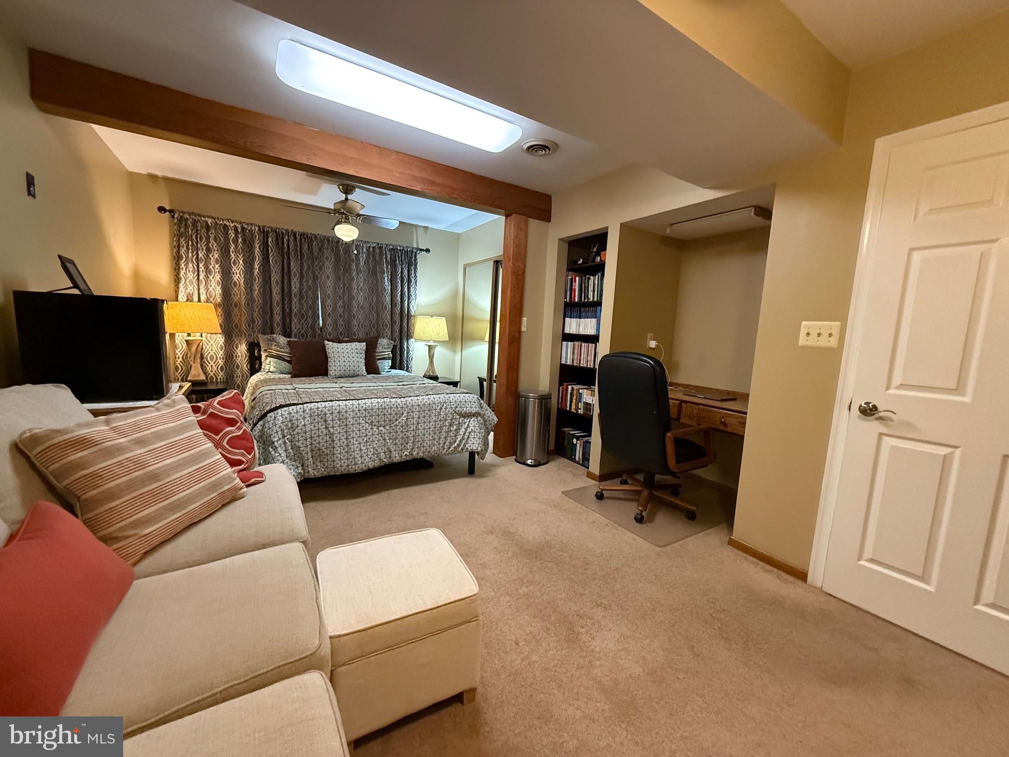 RED HILL - Residential