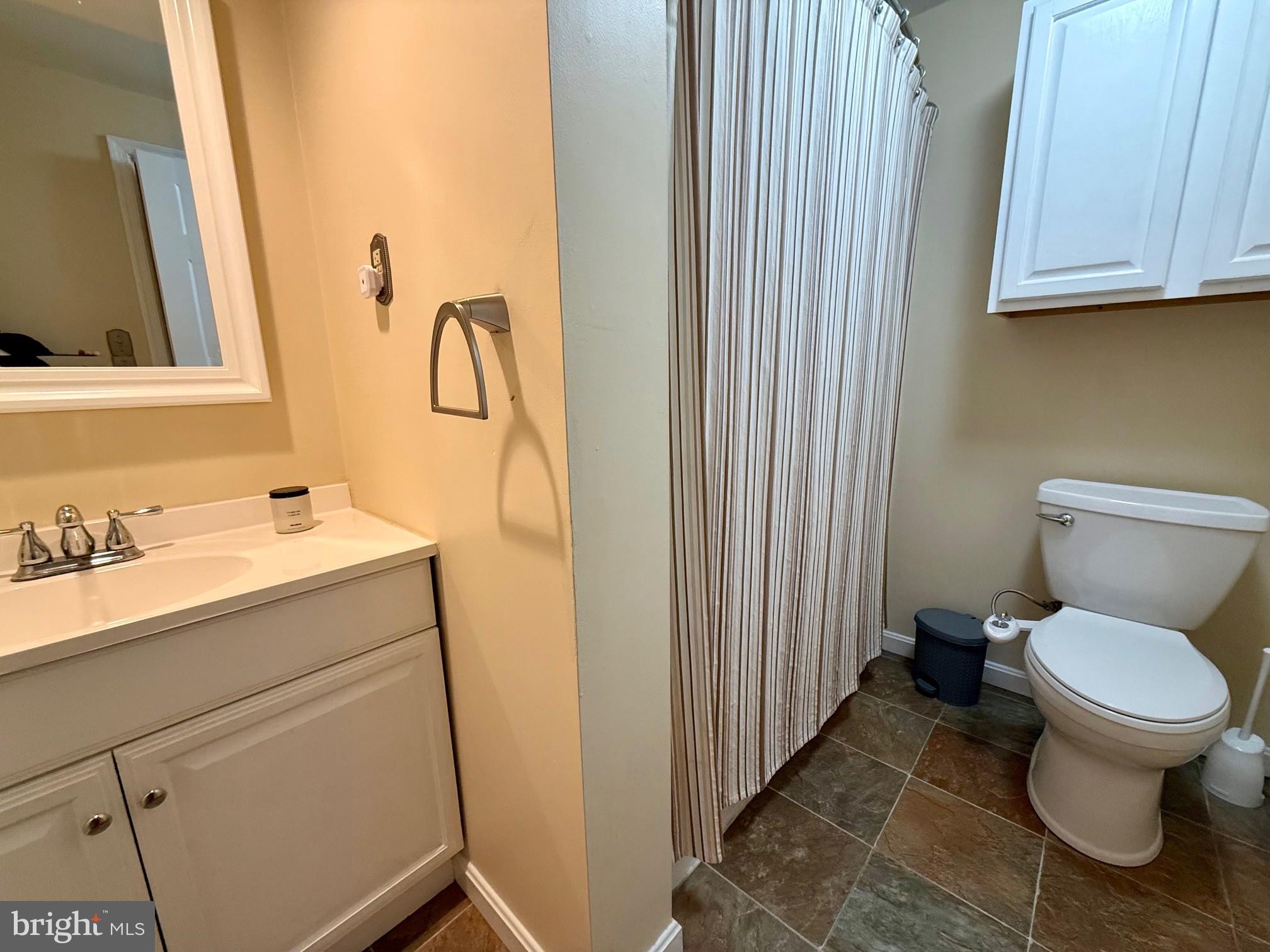 RED HILL - Residential