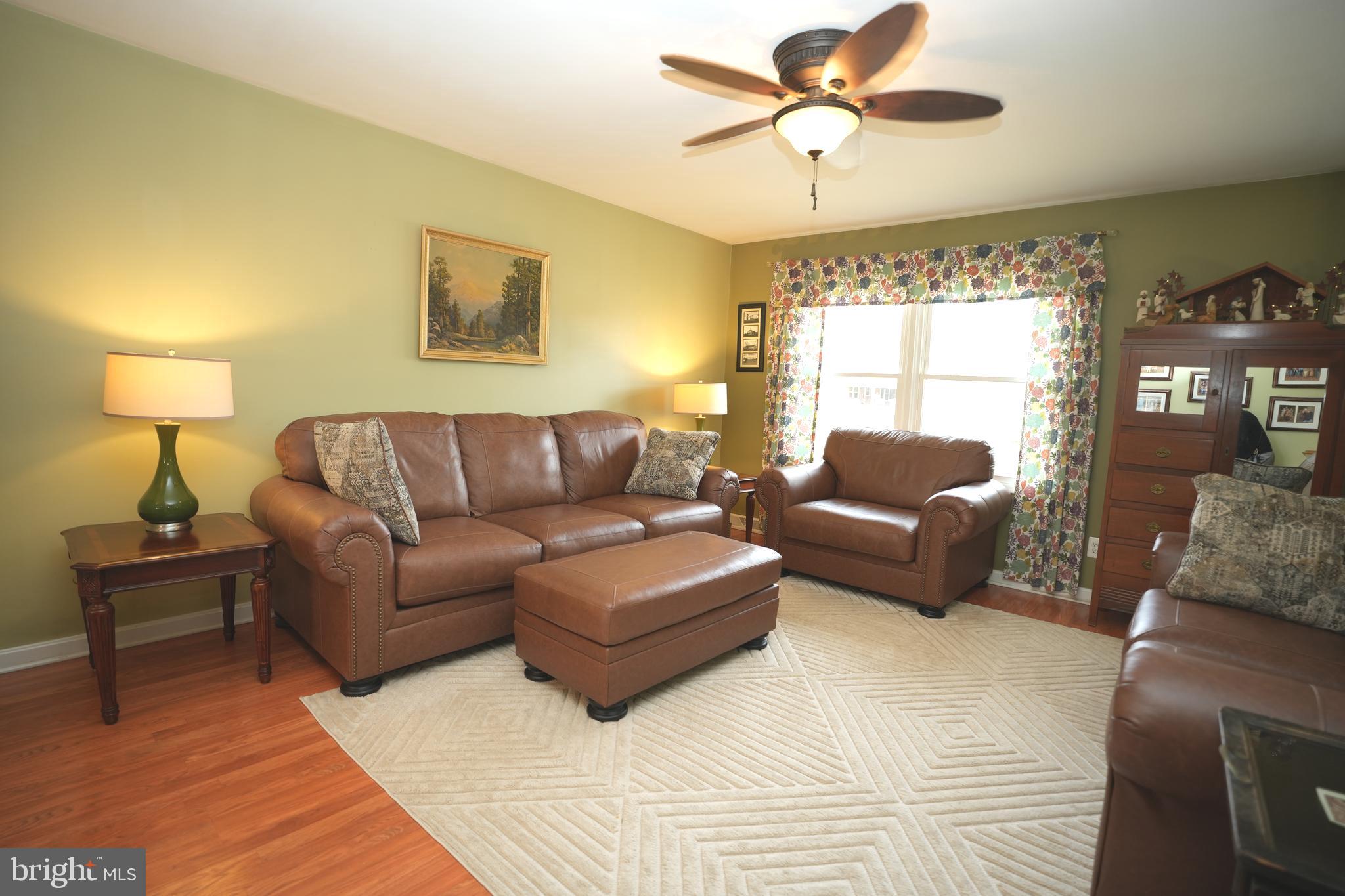 RED HILL - Residential