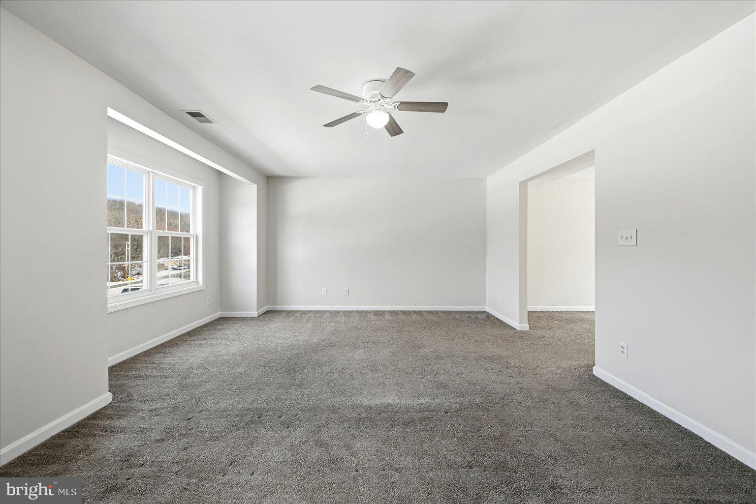 HEDGESVILLE HILLS - Residential