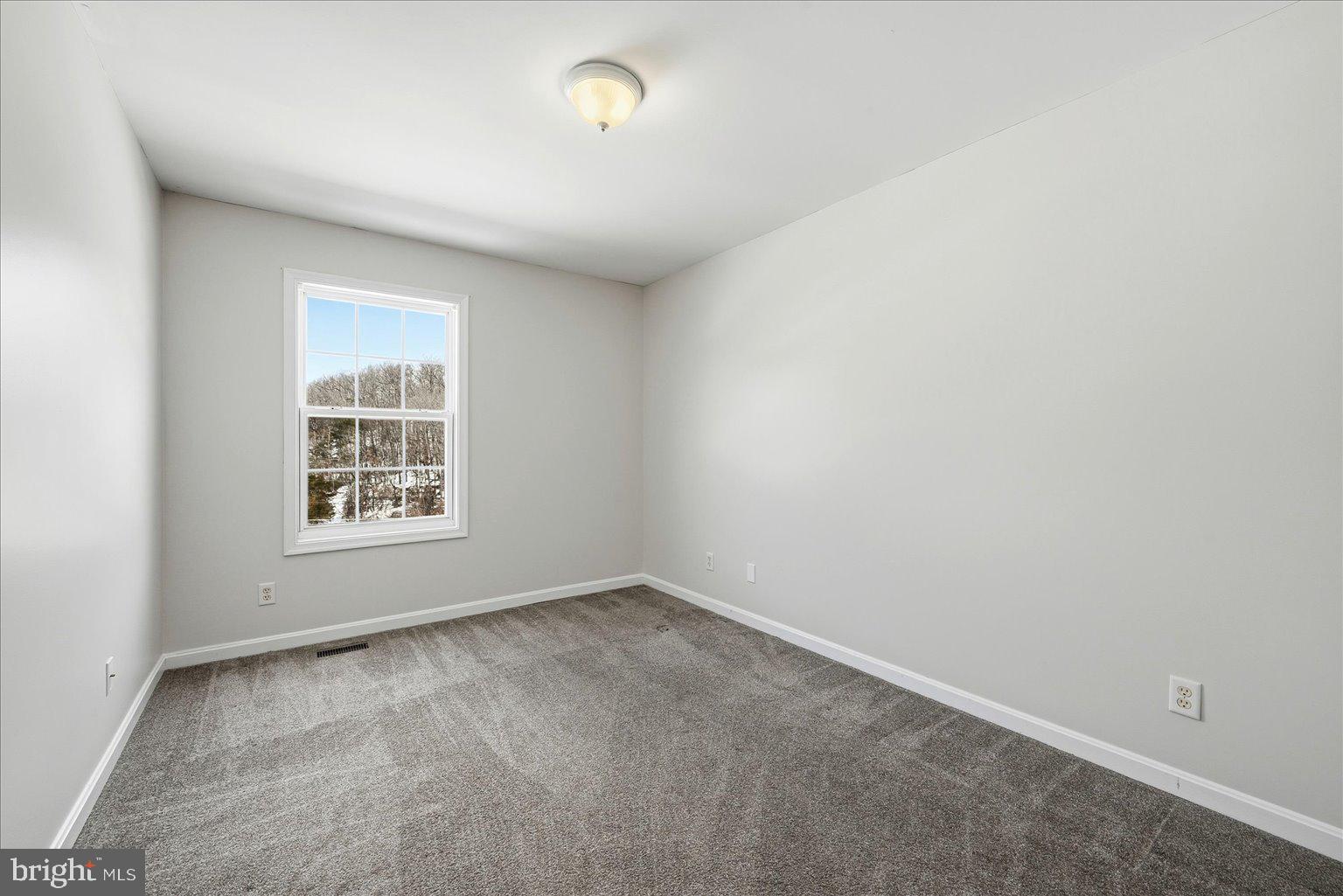 HEDGESVILLE HILLS - Residential