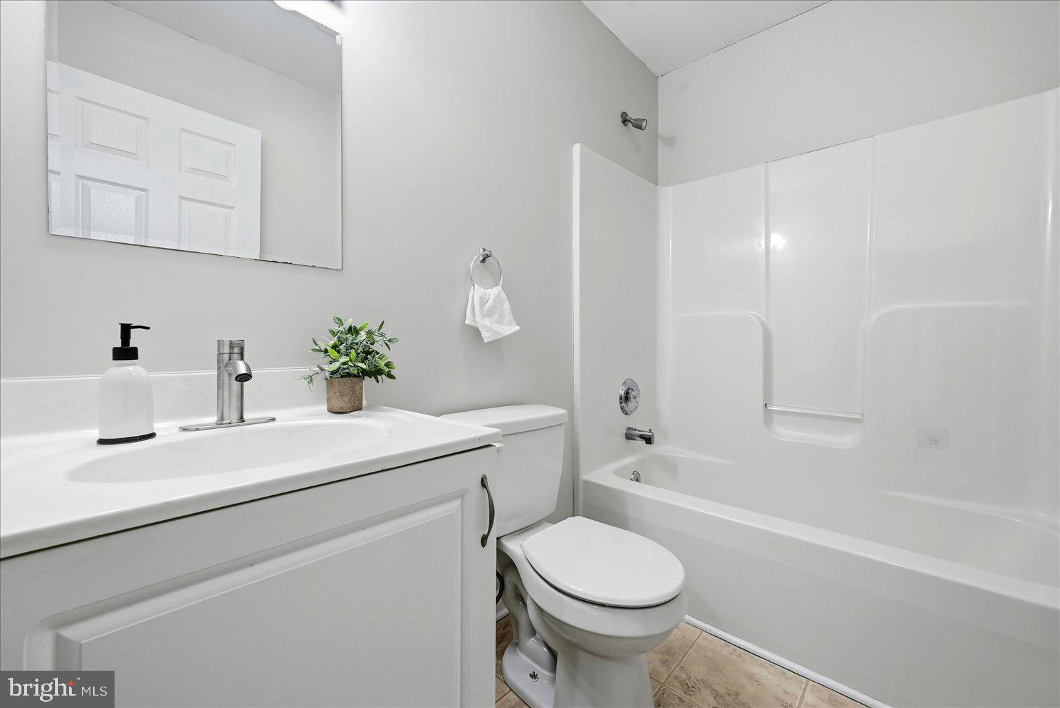 HEDGESVILLE HILLS - Residential