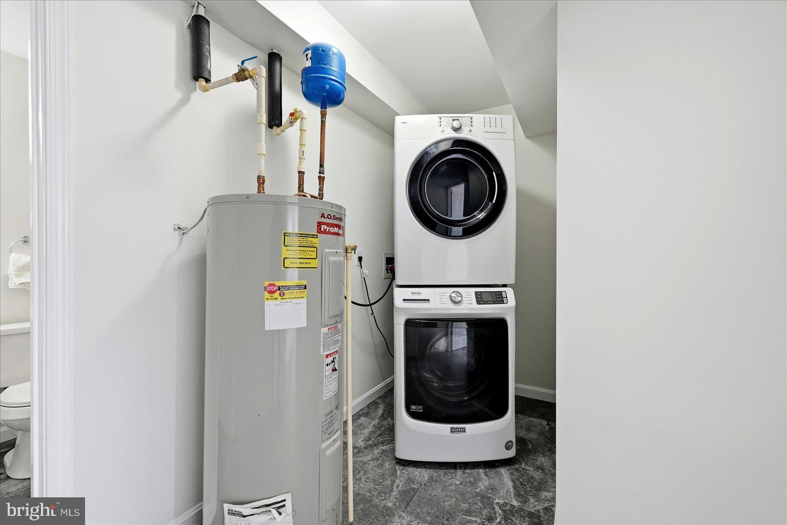 HEDGESVILLE HILLS - Residential