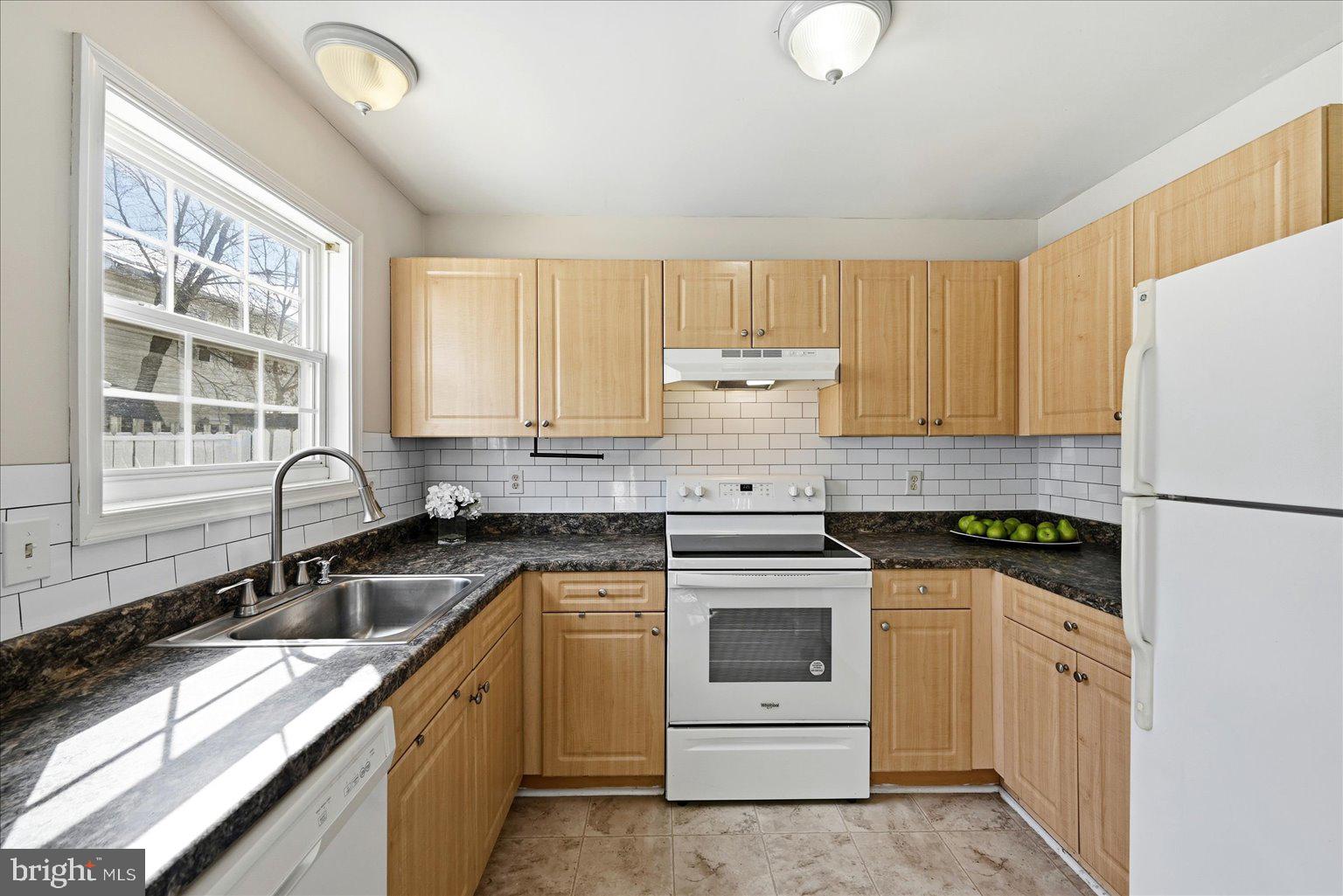 HEDGESVILLE HILLS - Residential