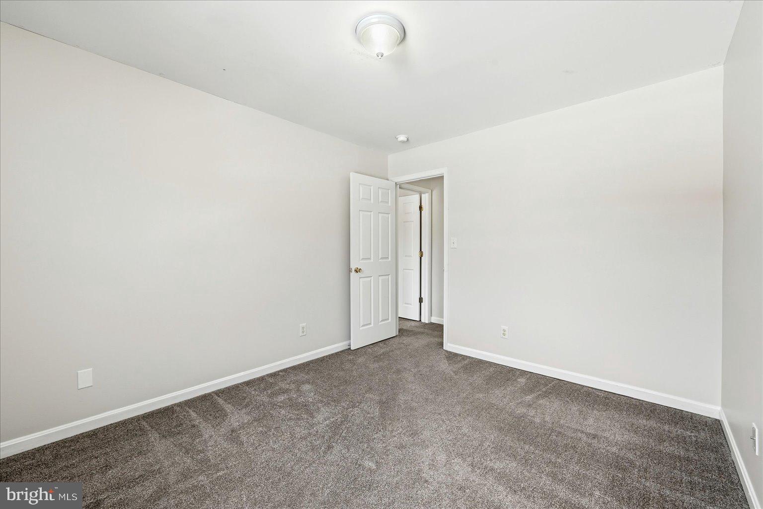 HEDGESVILLE HILLS - Residential