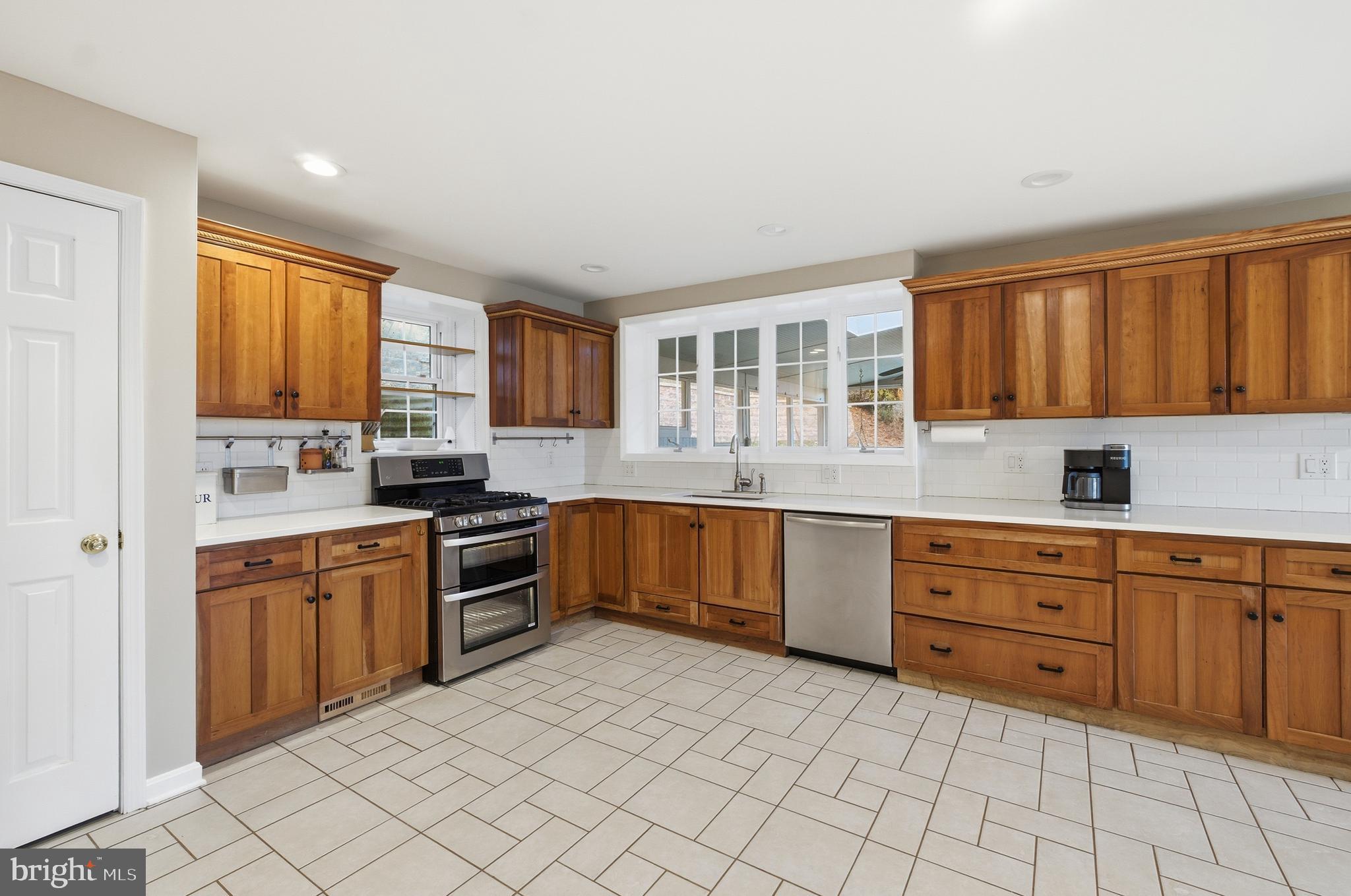 SPRINGDALE - Residential