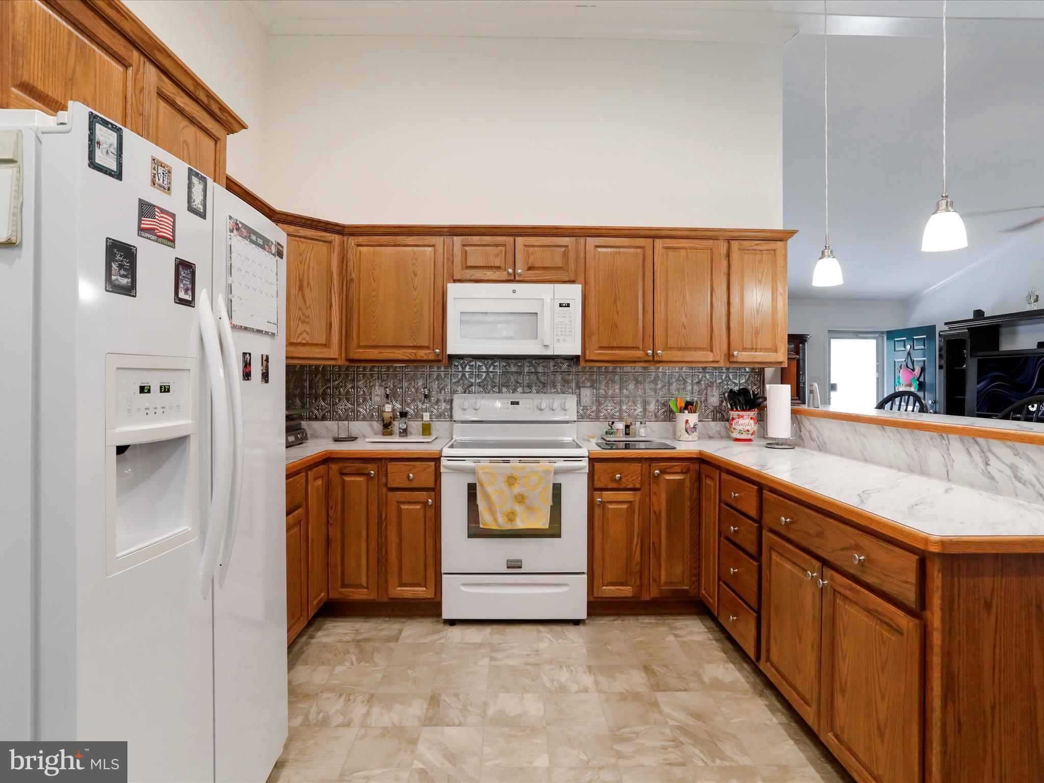 BRISTOL SPRINGS - Residential