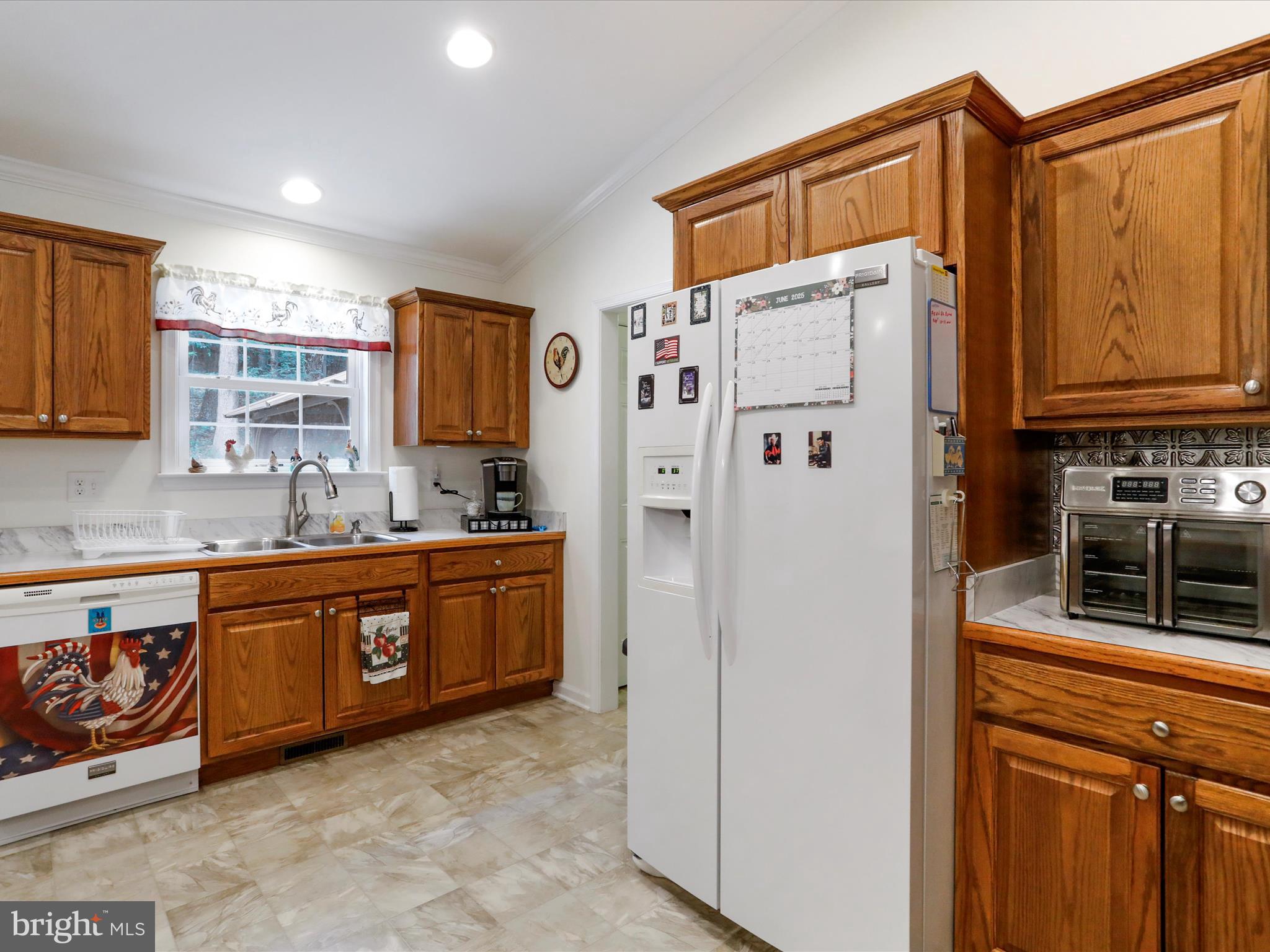 BRISTOL SPRINGS - Residential