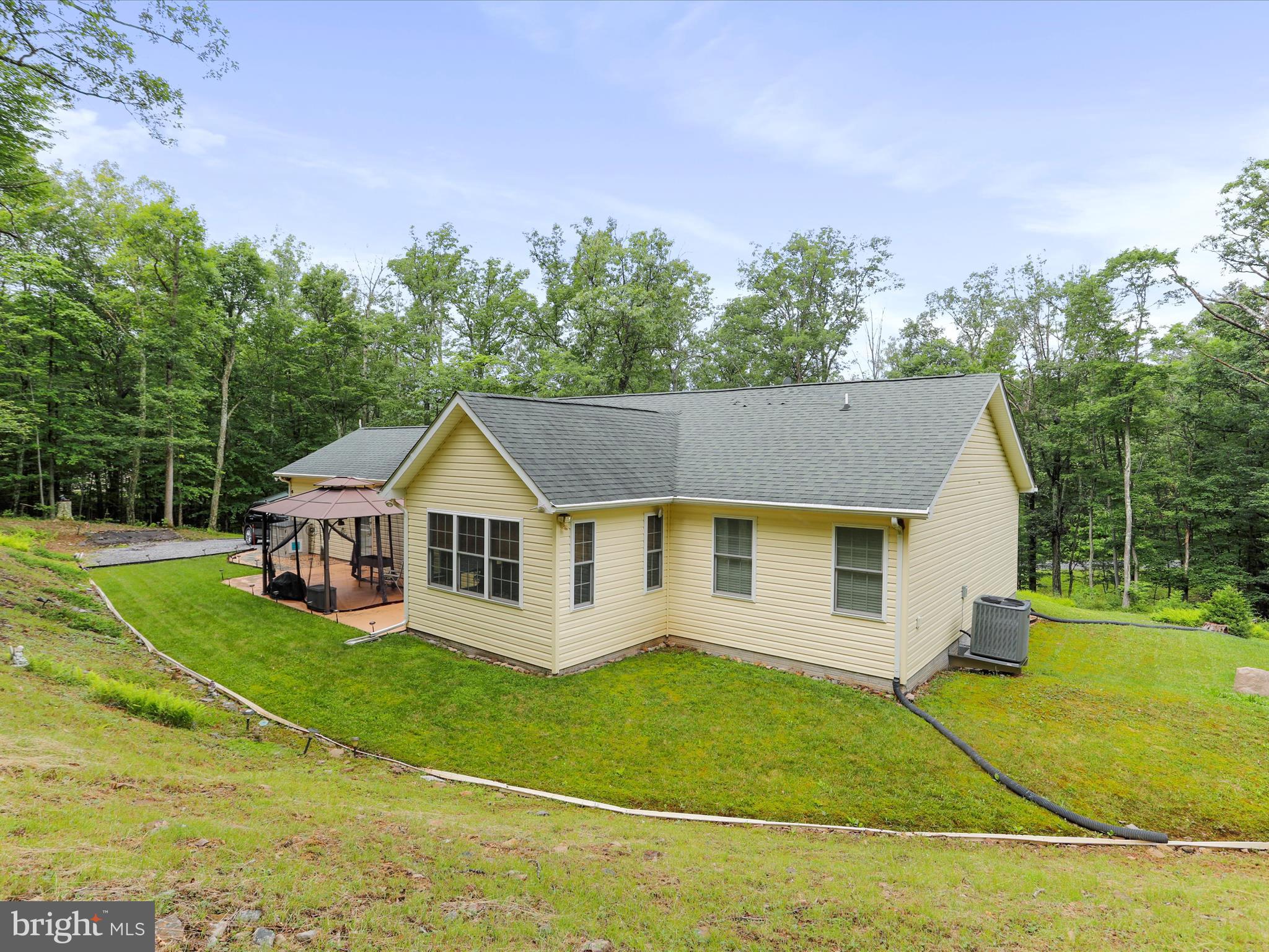 125 HIDDEN SPRINGS COURT