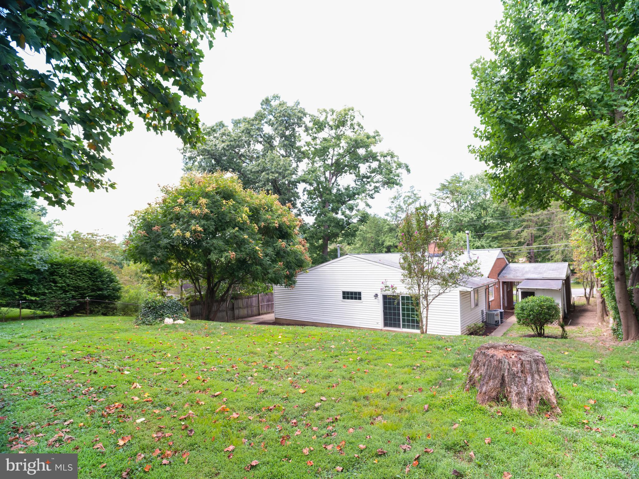 MONTICELLO FOREST - Residential Lease