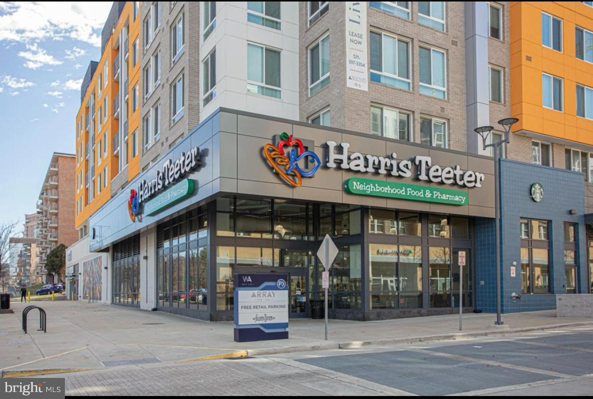 BOLLING BROOK TOWERS - Residential Lease