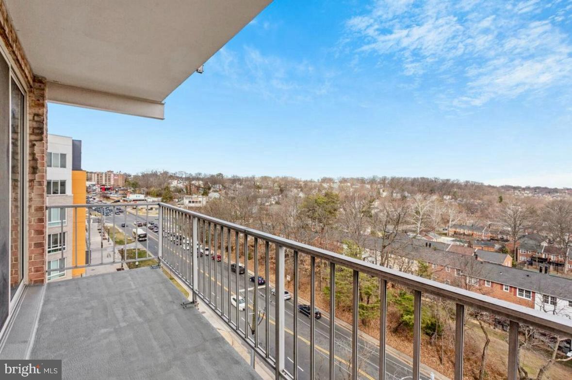 BOLLING BROOK TOWERS - Residential Lease