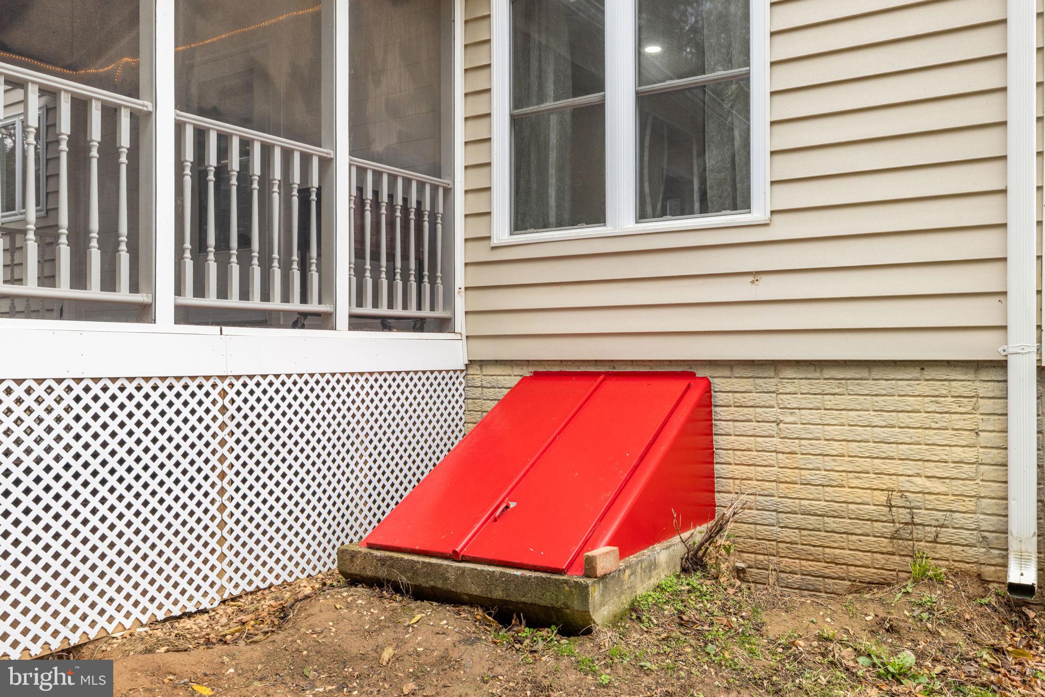 SPRING VALLEY - Residential