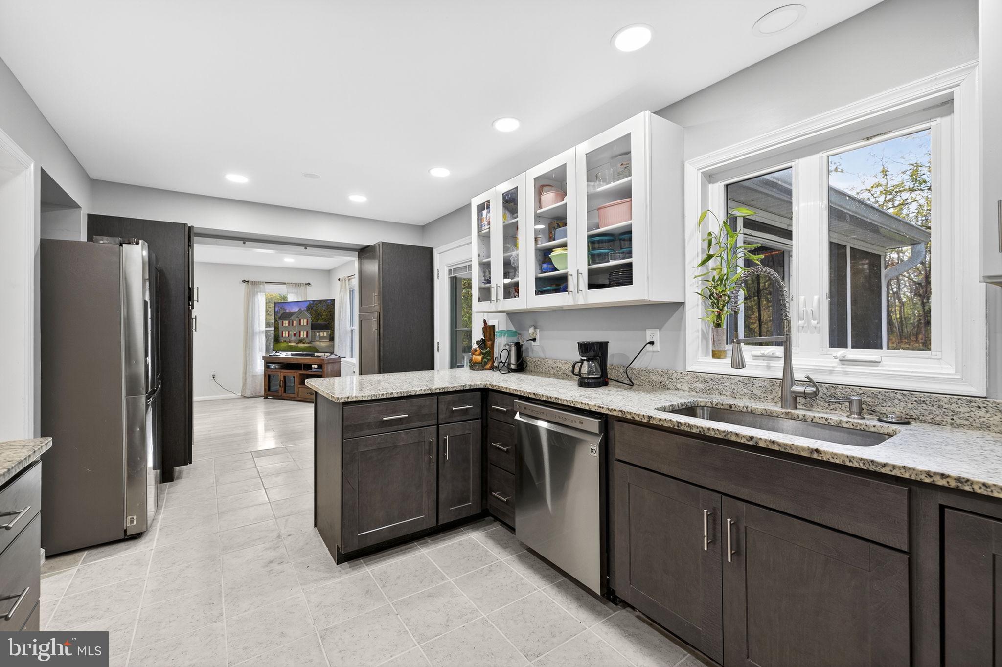 SPRING VALLEY - Residential