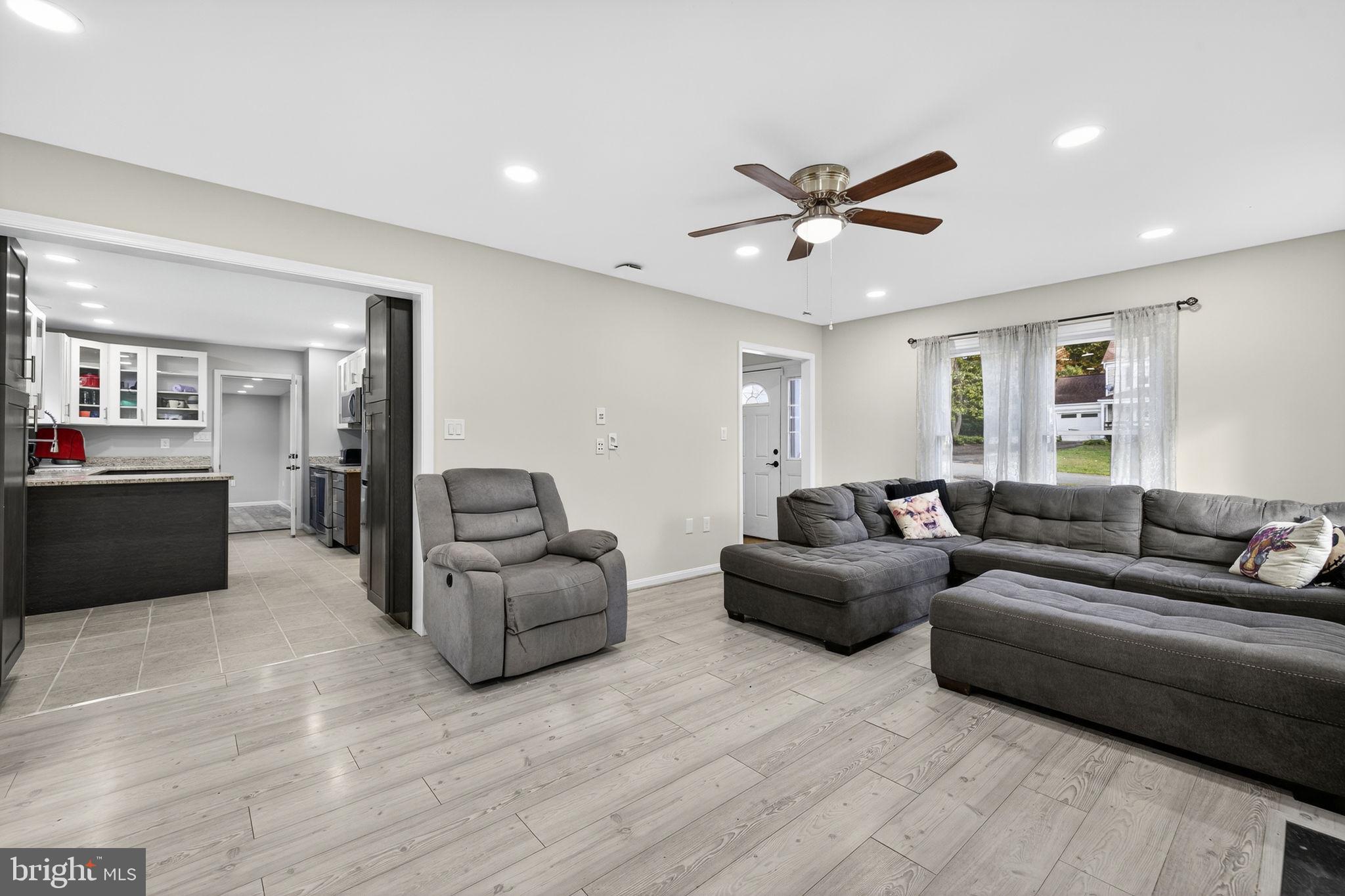 SPRING VALLEY - Residential