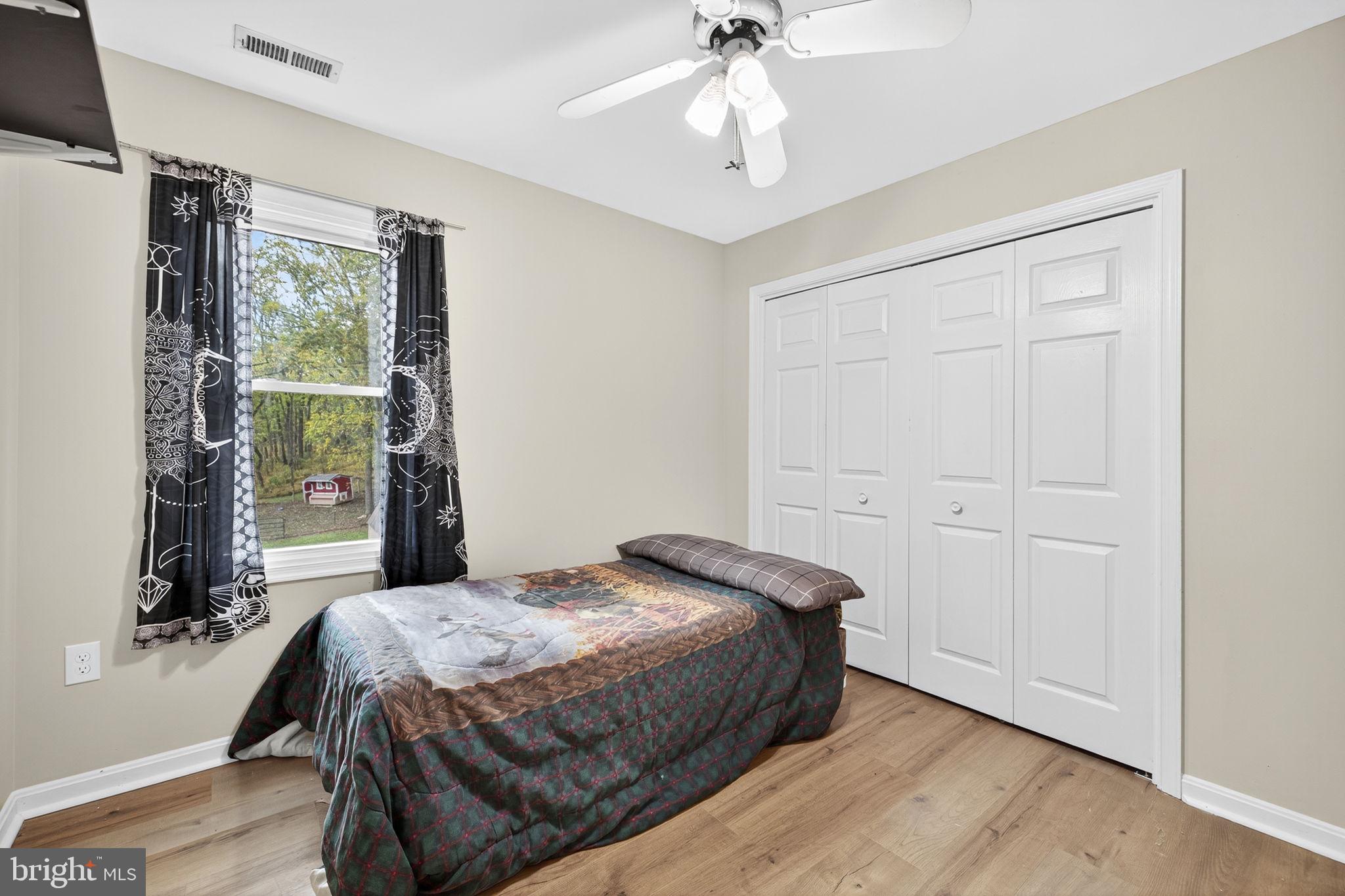 SPRING VALLEY - Residential