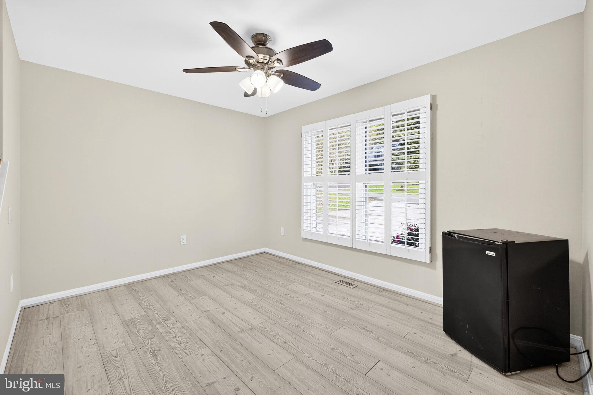 SPRING VALLEY - Residential