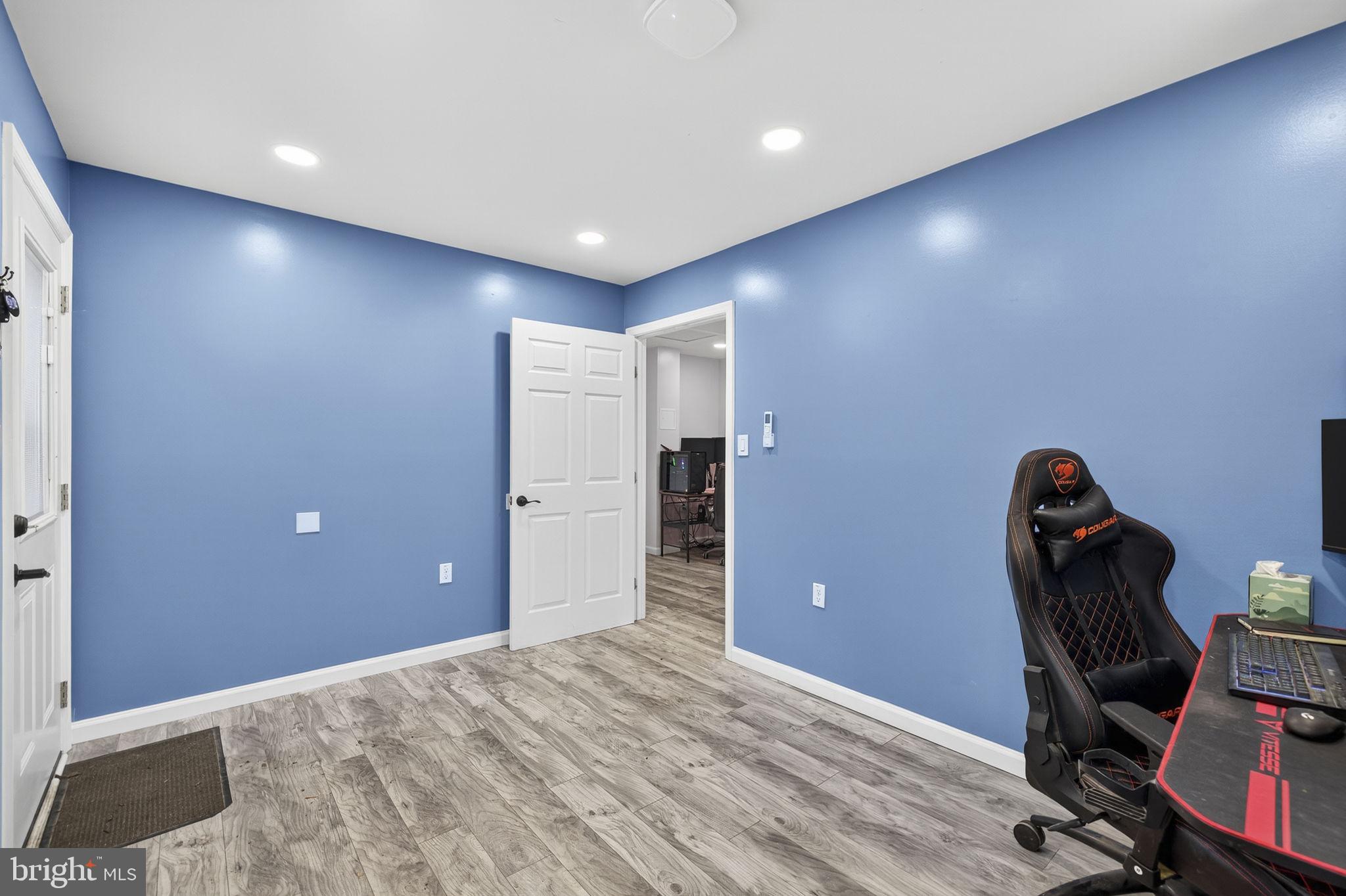 SPRING VALLEY - Residential