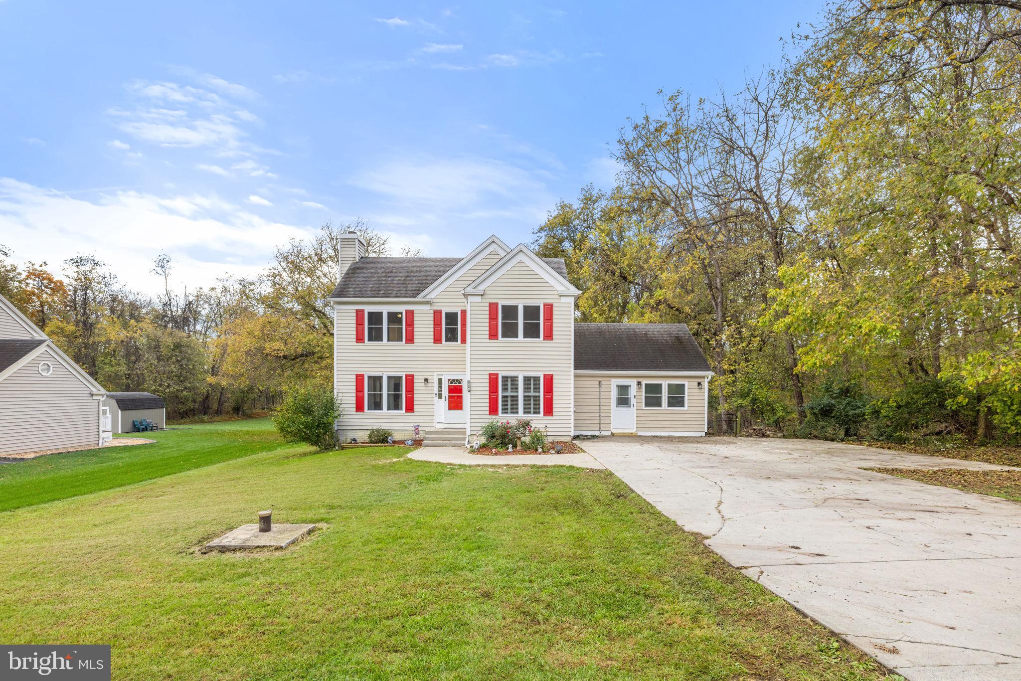 776 THOROUGHBRED DRIVE