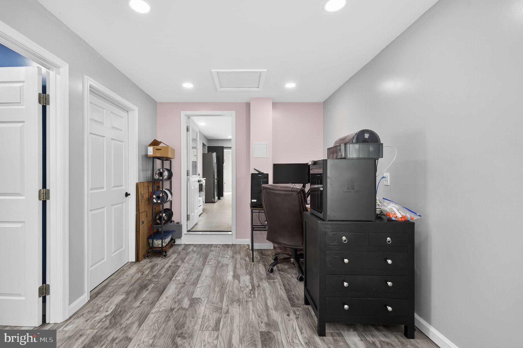 SPRING VALLEY - Residential