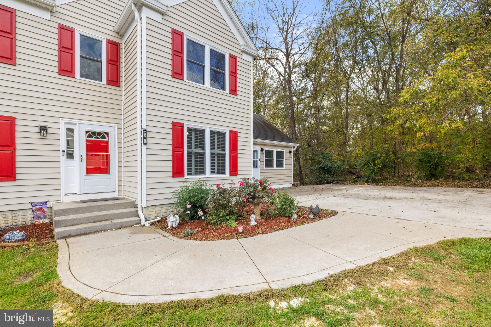 SPRING VALLEY - Residential