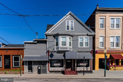 Multifamily For Sale - 215 3rd Street<br/> NEW CUMBERLAND, PA 17070
