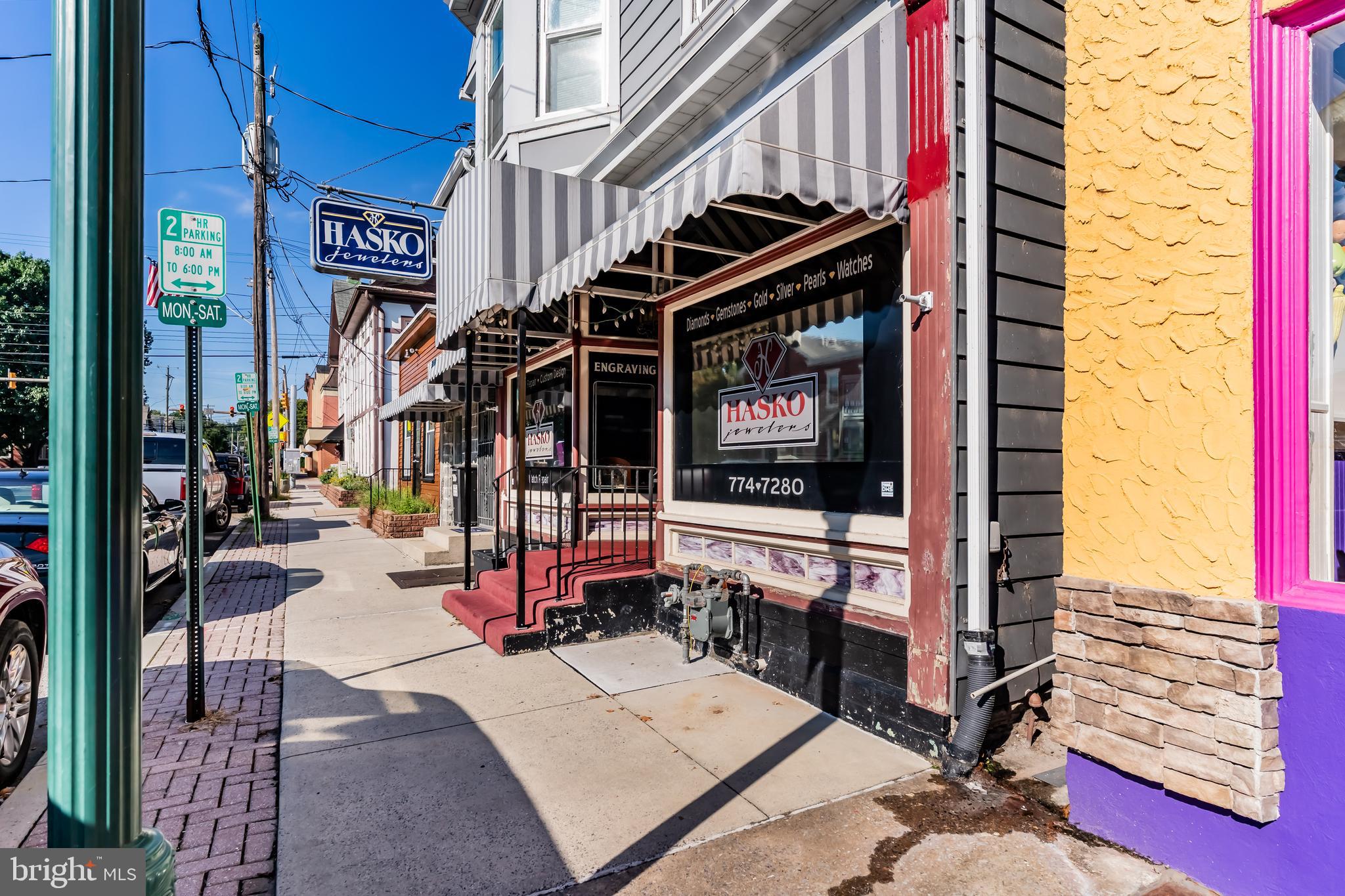 215 3RD STREET