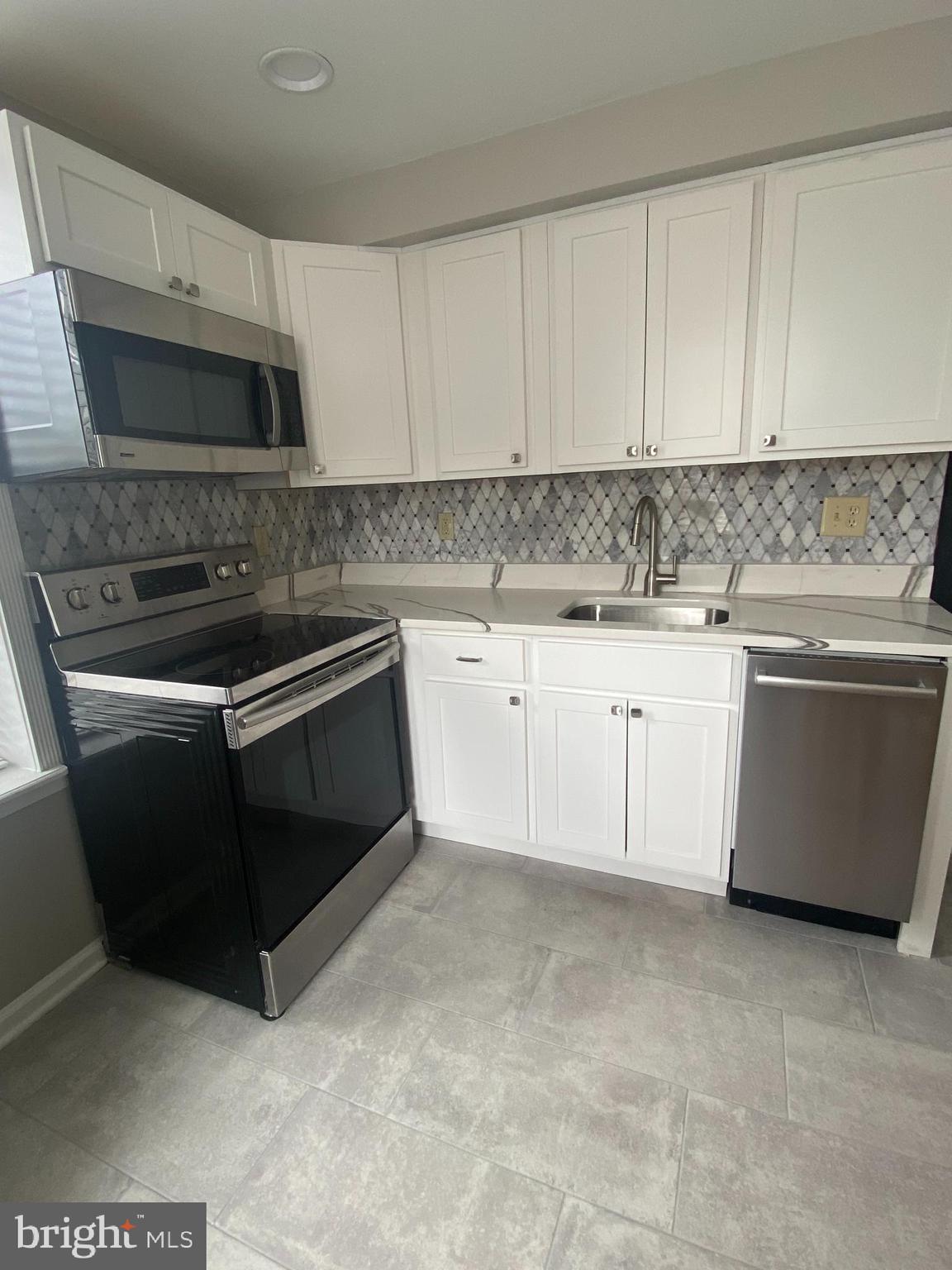 FEDERAL HILL HISTORIC DISTRICT - Residential Lease