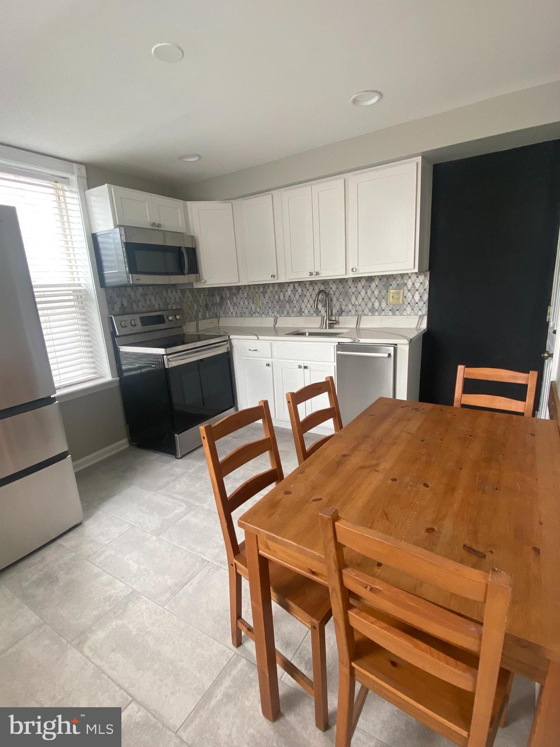 FEDERAL HILL HISTORIC DISTRICT - Residential Lease