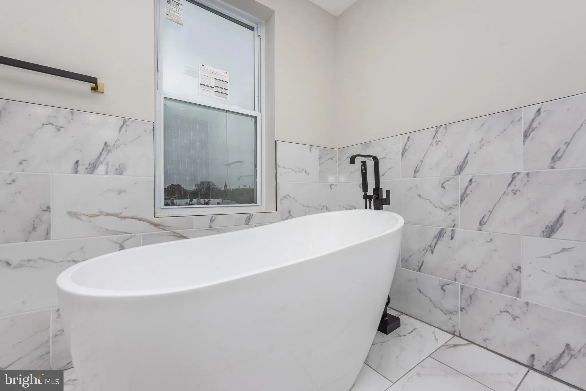 Baltimore, Maryland 21217, United States, 4 Bedrooms Bedrooms, ,5 BathroomsBathrooms,Residential,Active,31422