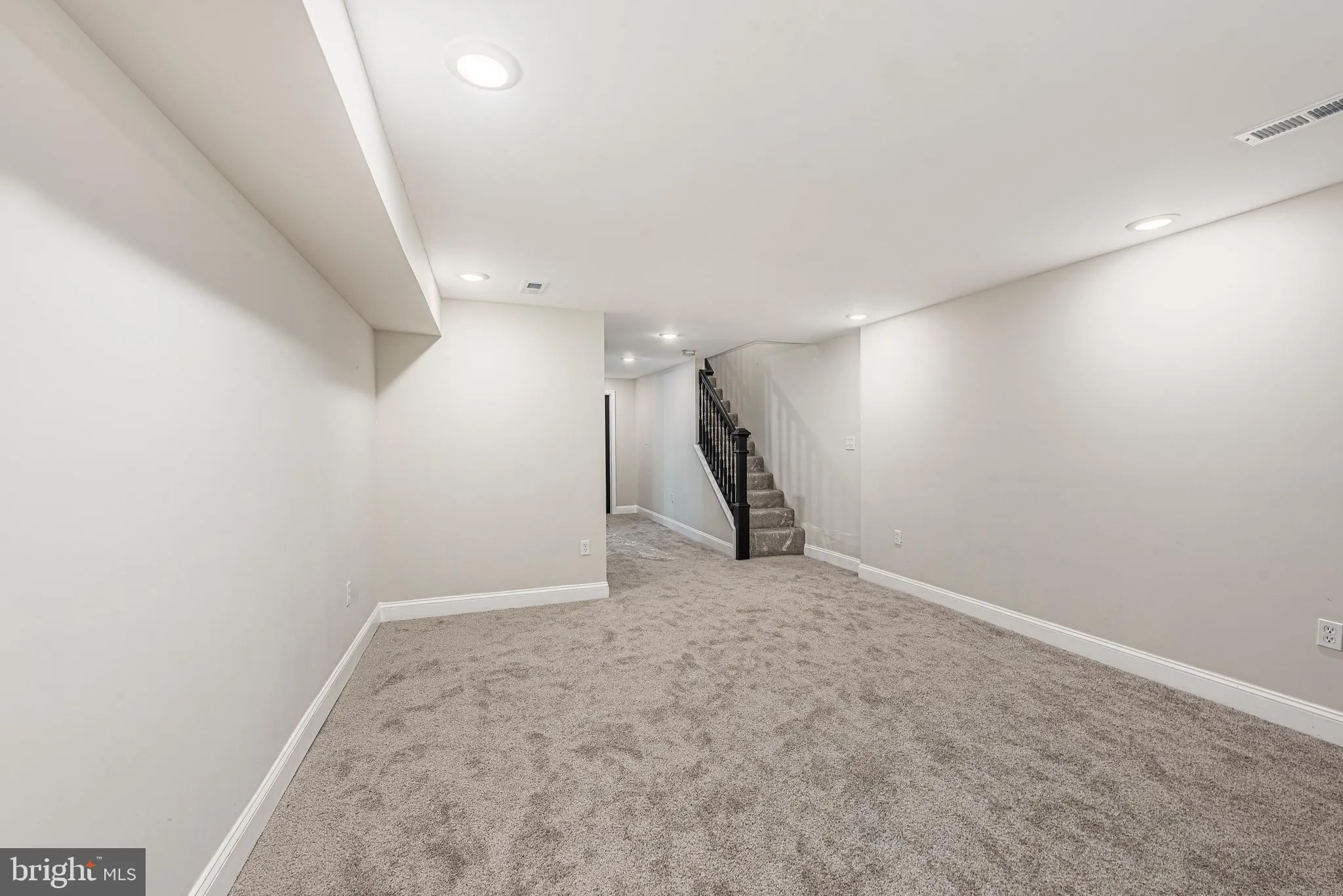 Baltimore, Maryland 21217, United States, 4 Bedrooms Bedrooms, ,5 BathroomsBathrooms,Residential,Active,31422