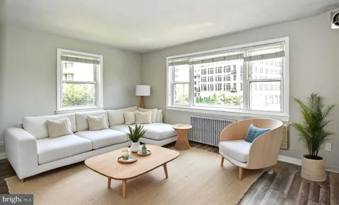 7036 Strathmore Street Unit 311, Chevy Chase, MD 20815 - #: MDMC2227340