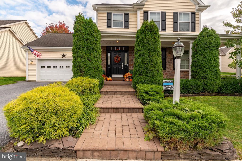 Photo of 292 Steepbank Road, Lancaster, PA 17602 (MLS # PALA2042320)