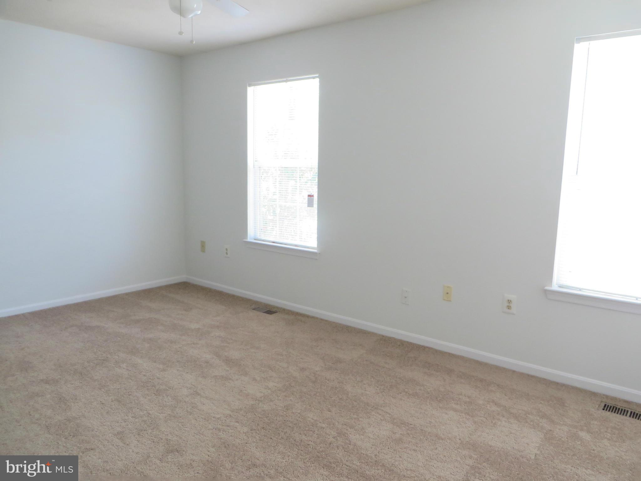 LAUREL GLEN - Residential Lease