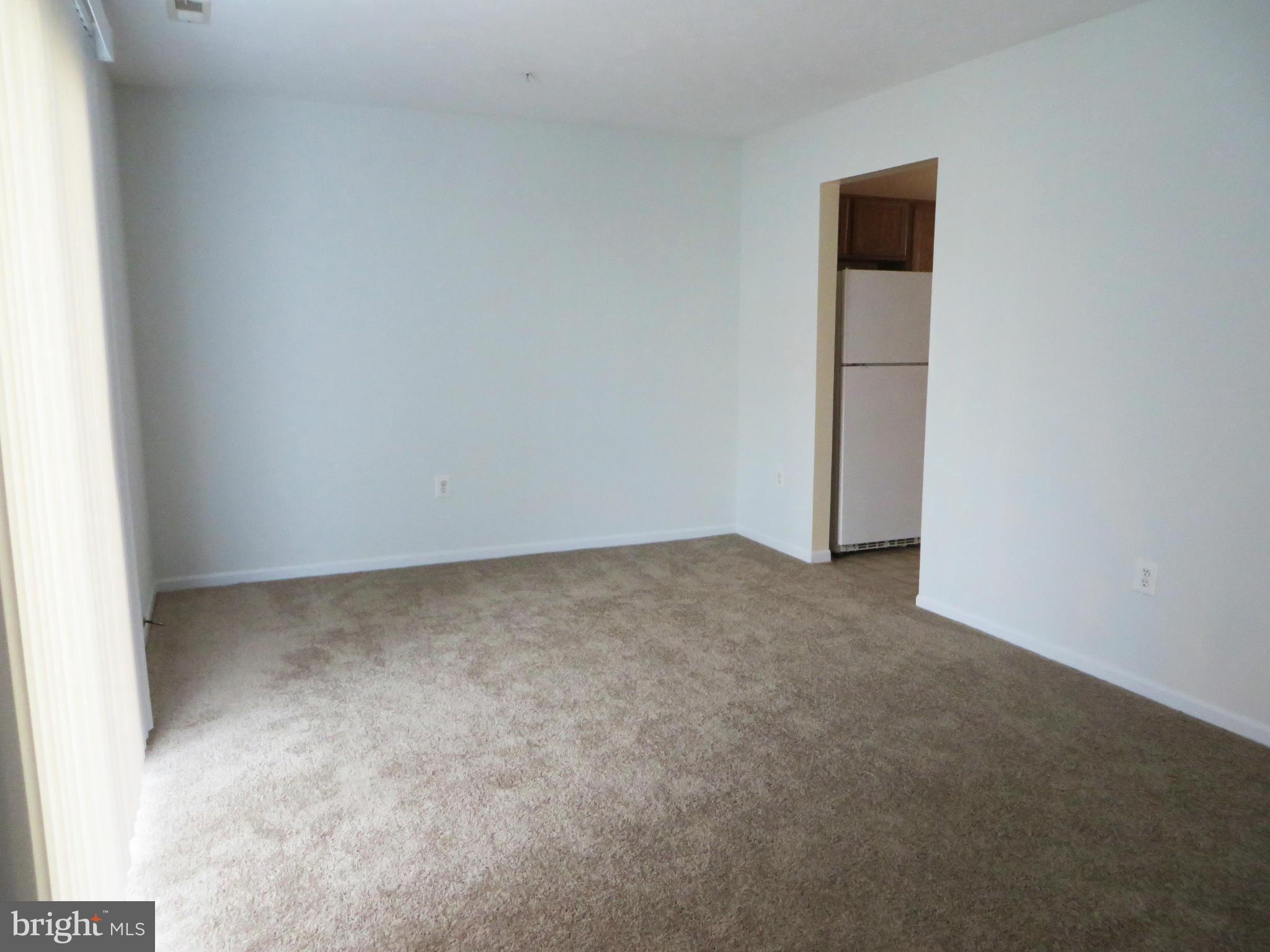 LAUREL GLEN - Residential Lease