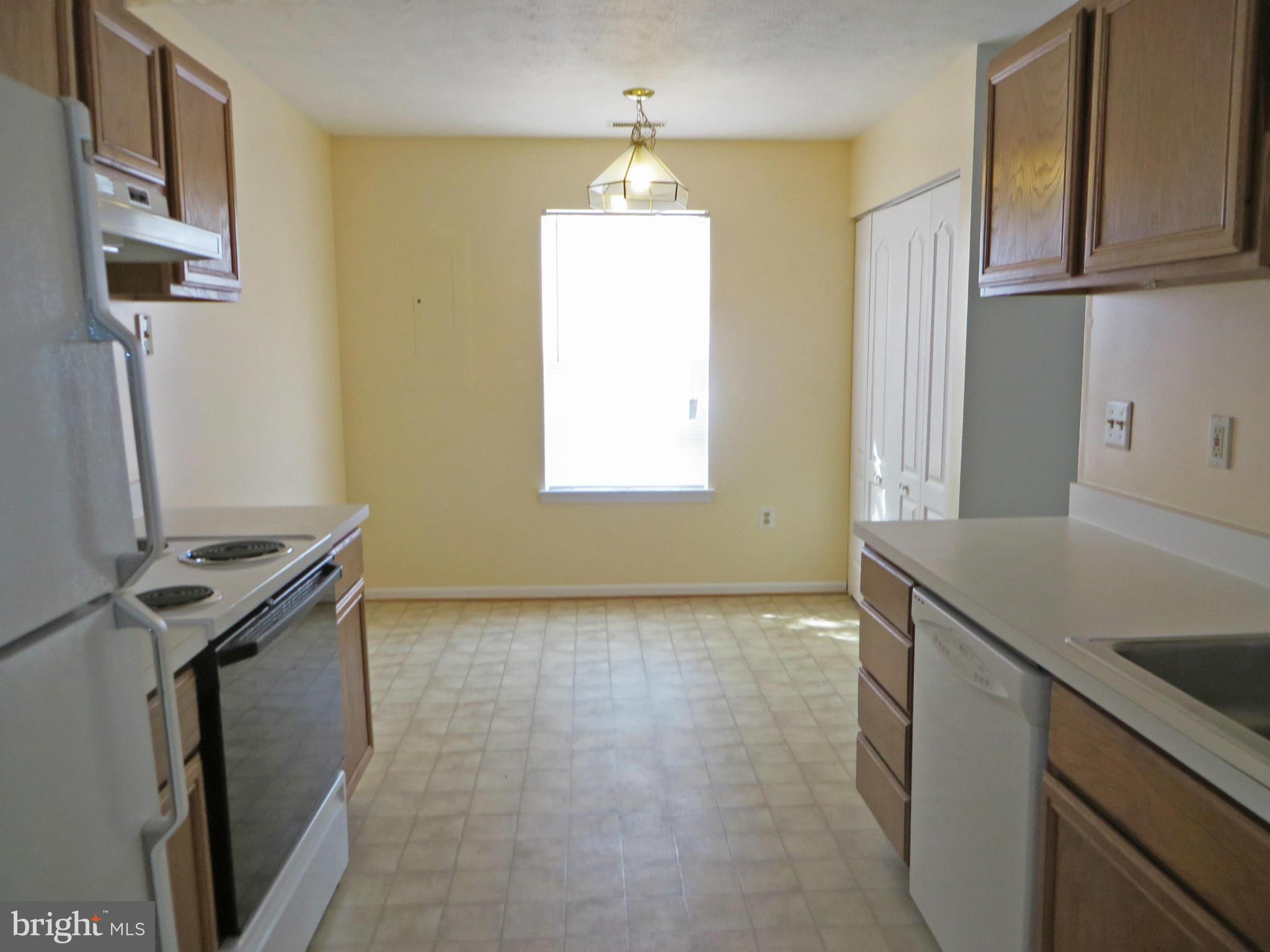 LAUREL GLEN - Residential Lease