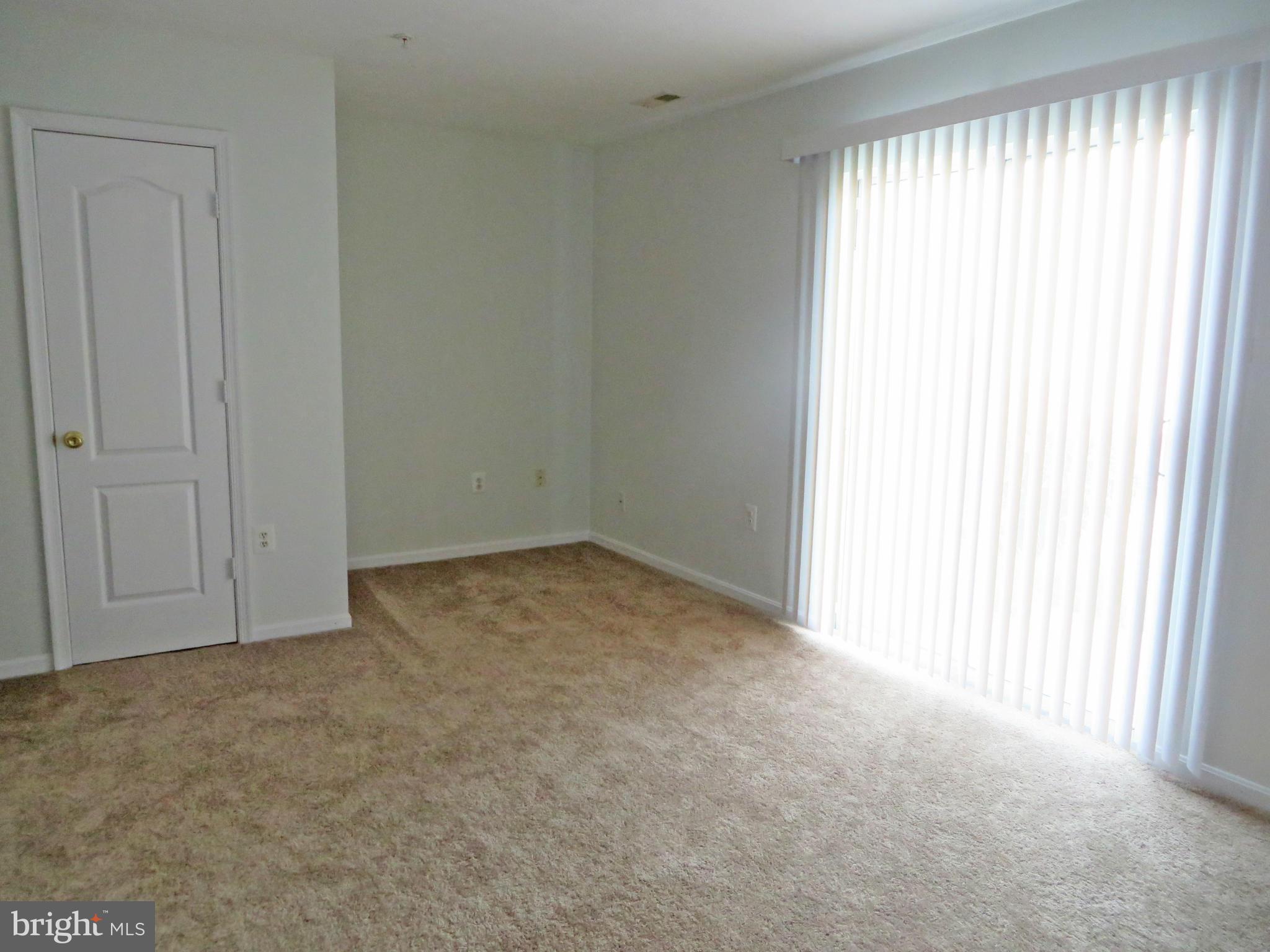 LAUREL GLEN - Residential Lease