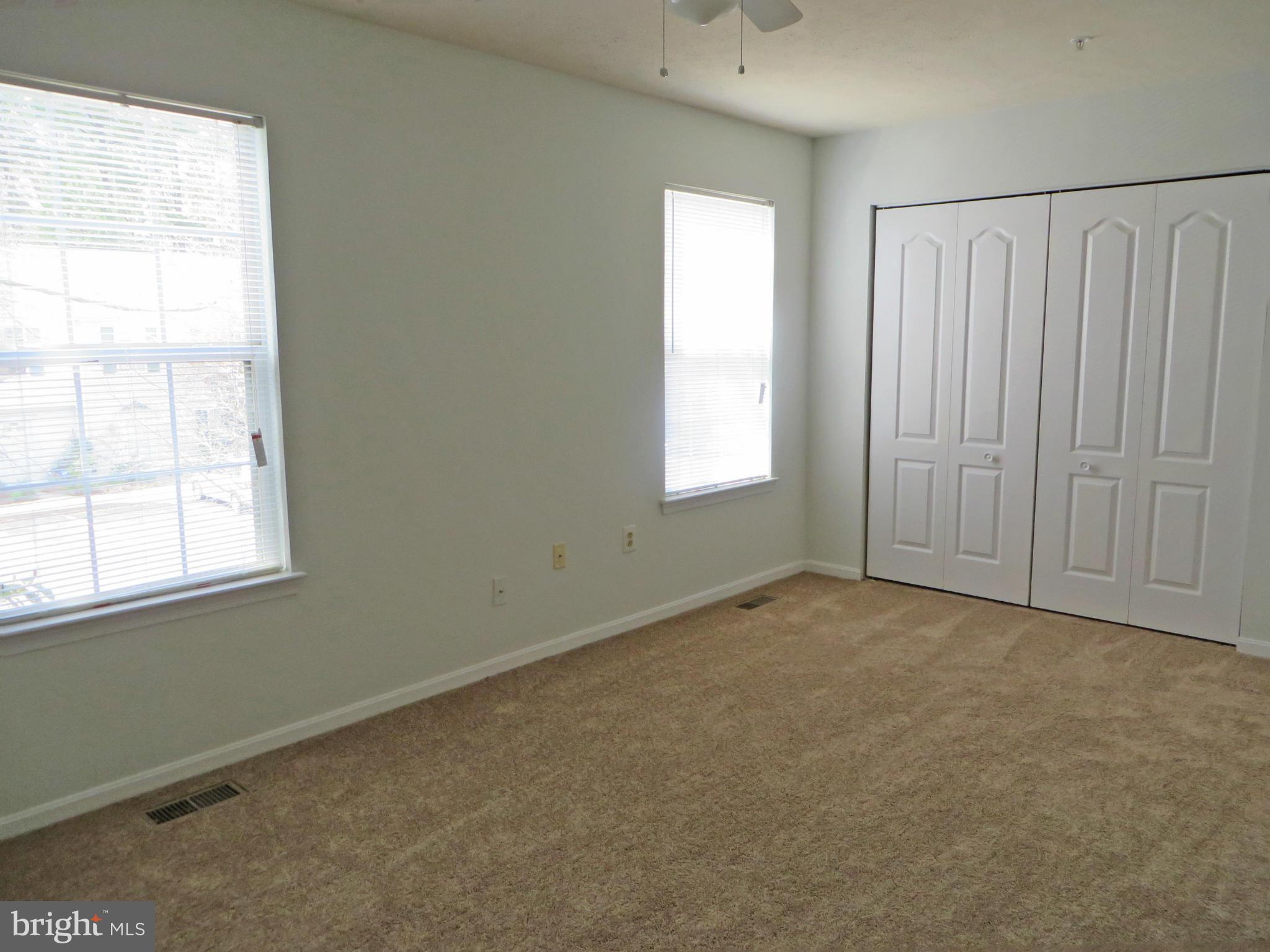 LAUREL GLEN - Residential Lease