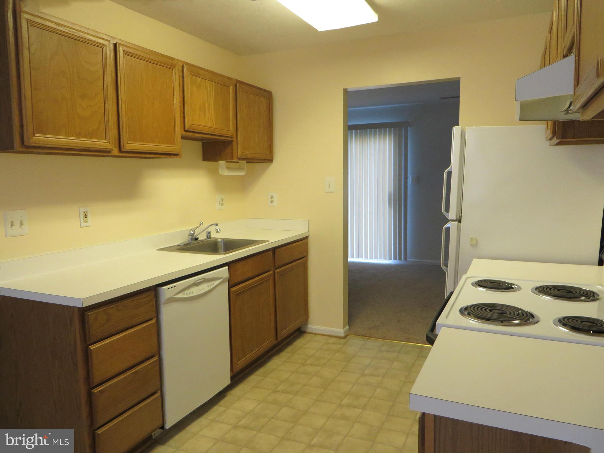 LAUREL GLEN - Residential Lease