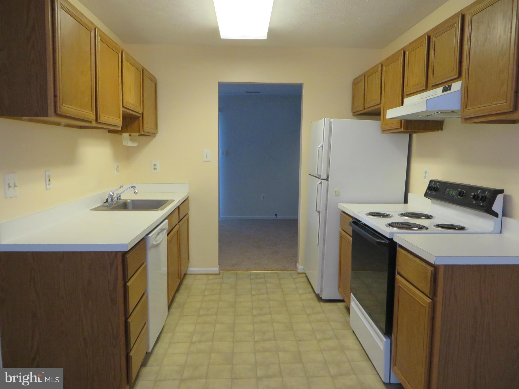 LAUREL GLEN - Residential Lease