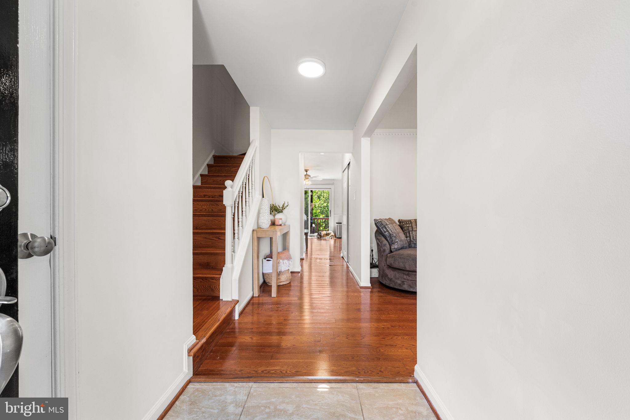 10215 PROVINCETOWN COURT