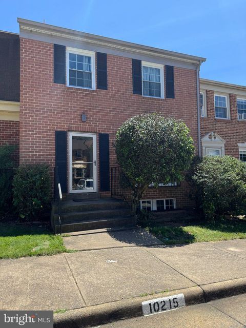 Photo of 10215 Provincetown Court, FAIRFAX, VA 22032 (MLS # VAFX2311414)