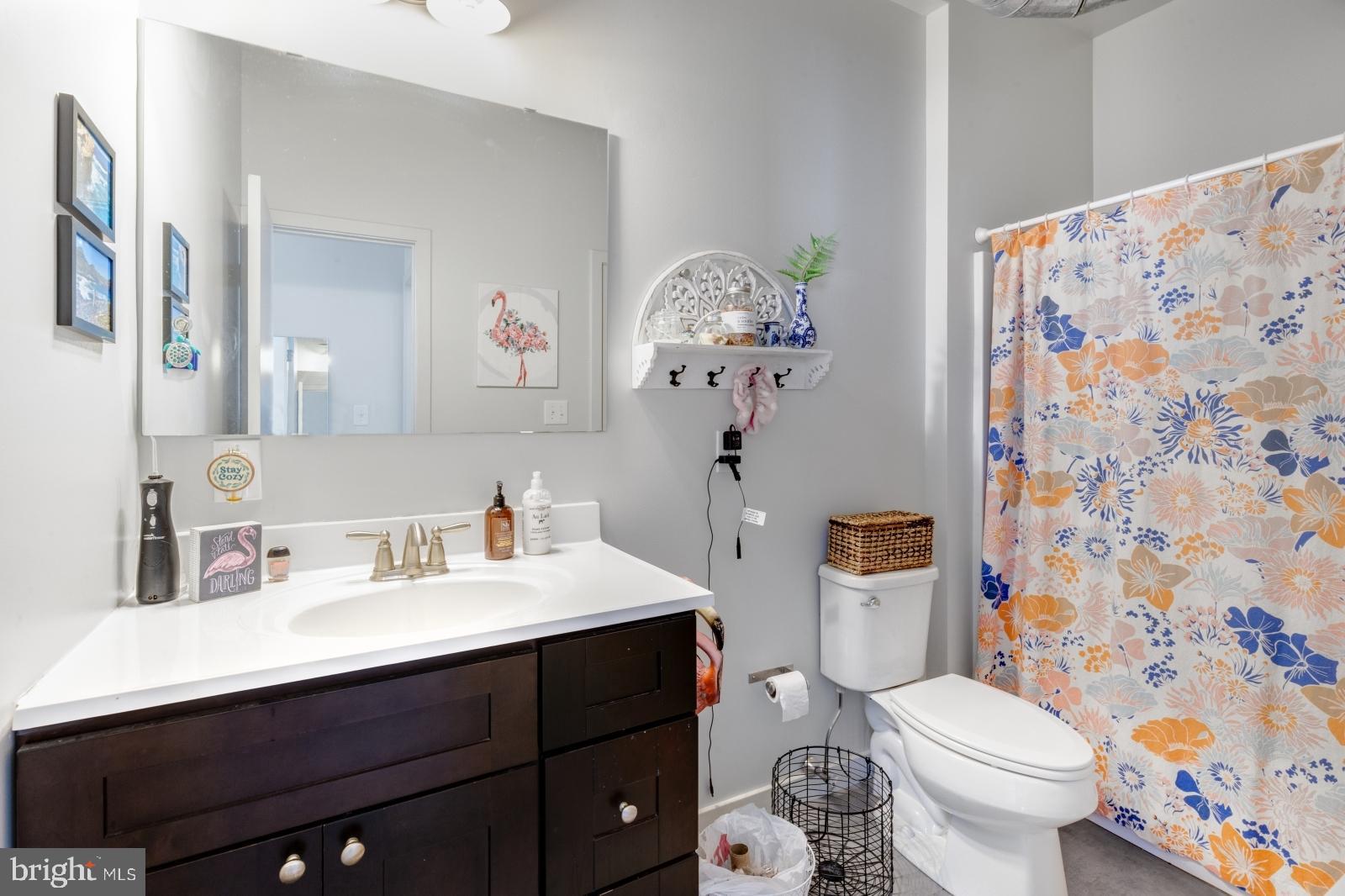 NORRIS SQUARE - Residential Lease