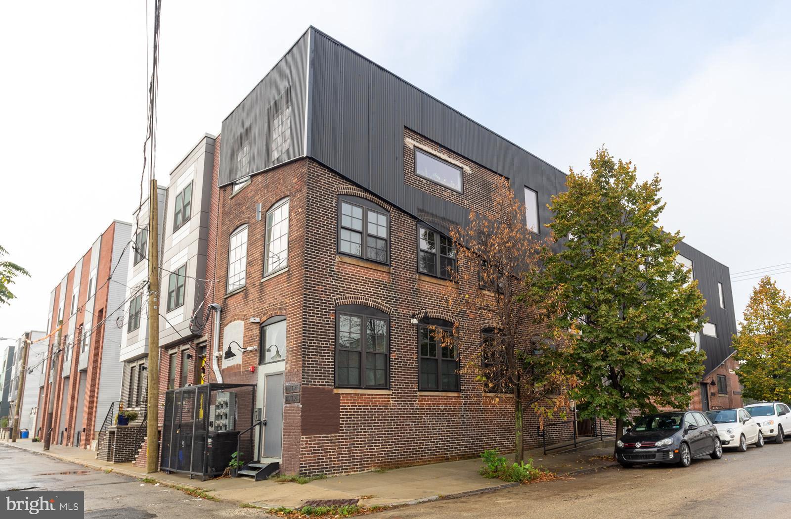 NORRIS SQUARE - Residential Lease