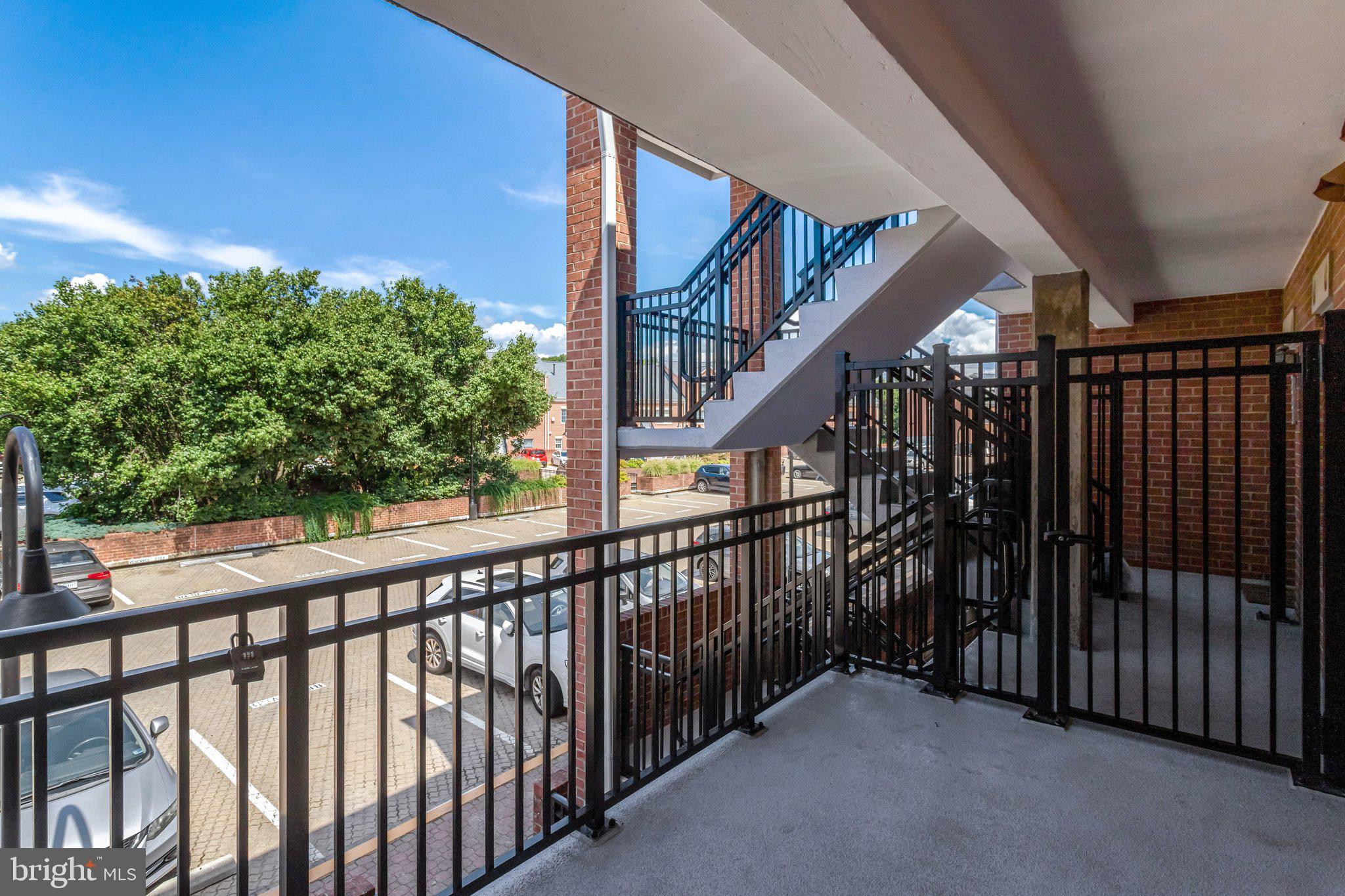6924 FAIRFAX DRIVE 334