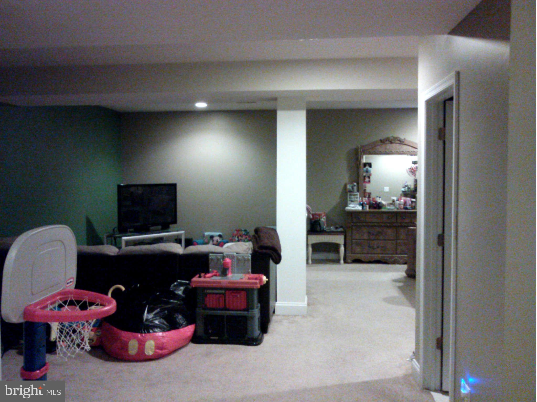 PINEY ORCHARD - Residential